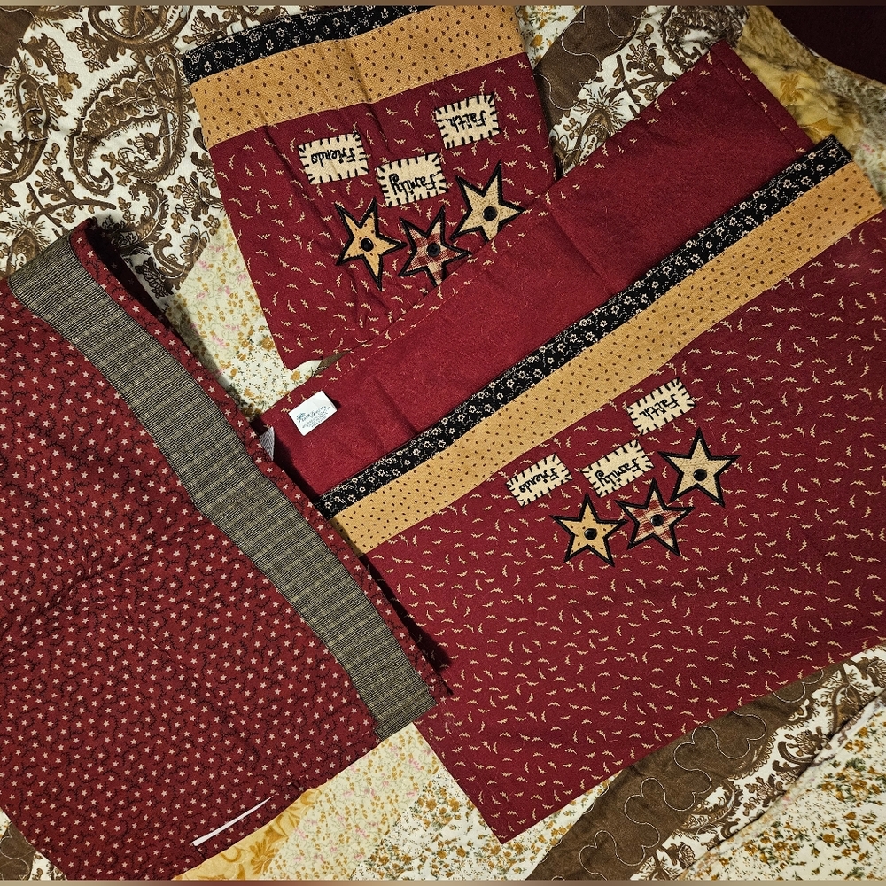 Park Designs Valance And Table Runners